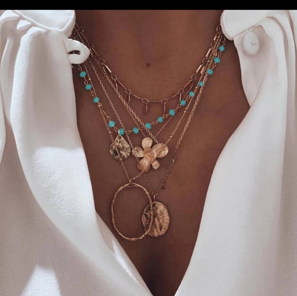Jewelry - Gold tone turquoise layered necklace